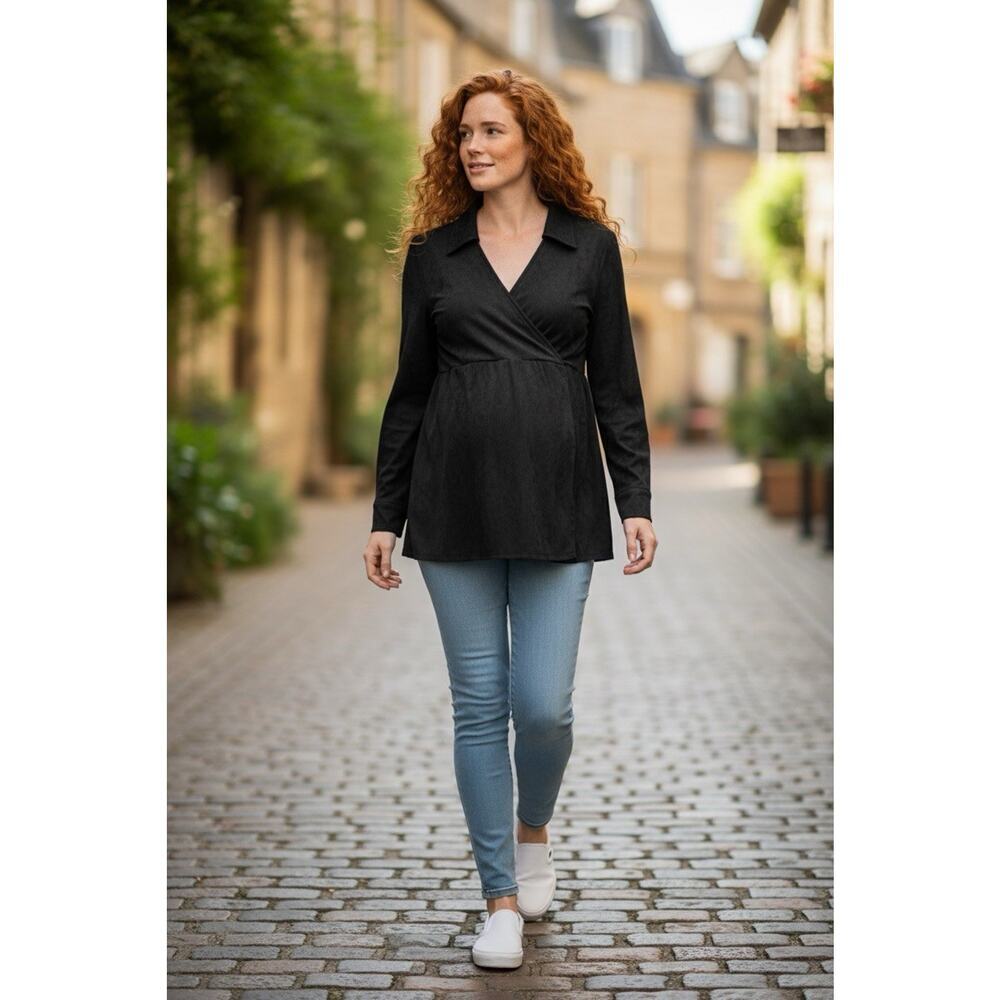 Maternity Announcements Black Faux Suede Top Women Size Small Pullover V-Neck